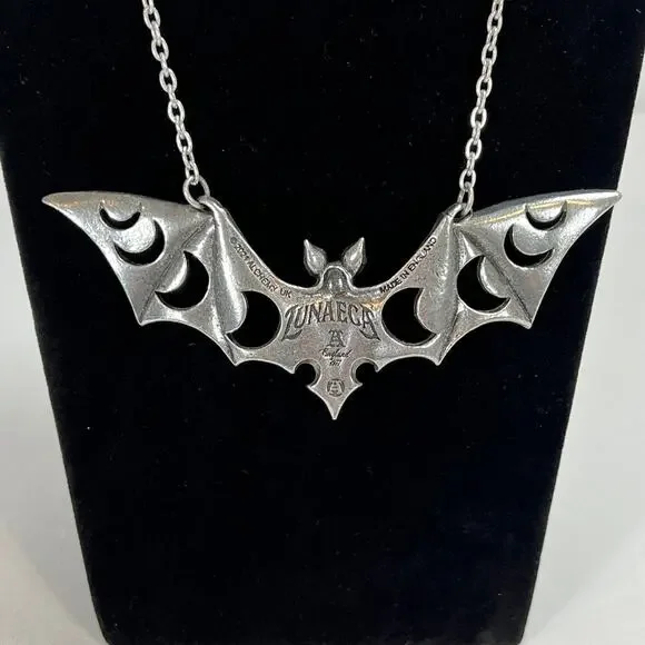 Alchemy Gothic Lunaeca Bat Moon Phase Necklace Mirror Vampire Goth Witchy - Picture 2 of 6